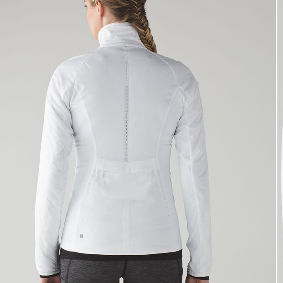 Lululemon Run for Cold Jacket - Picture 2 of 8